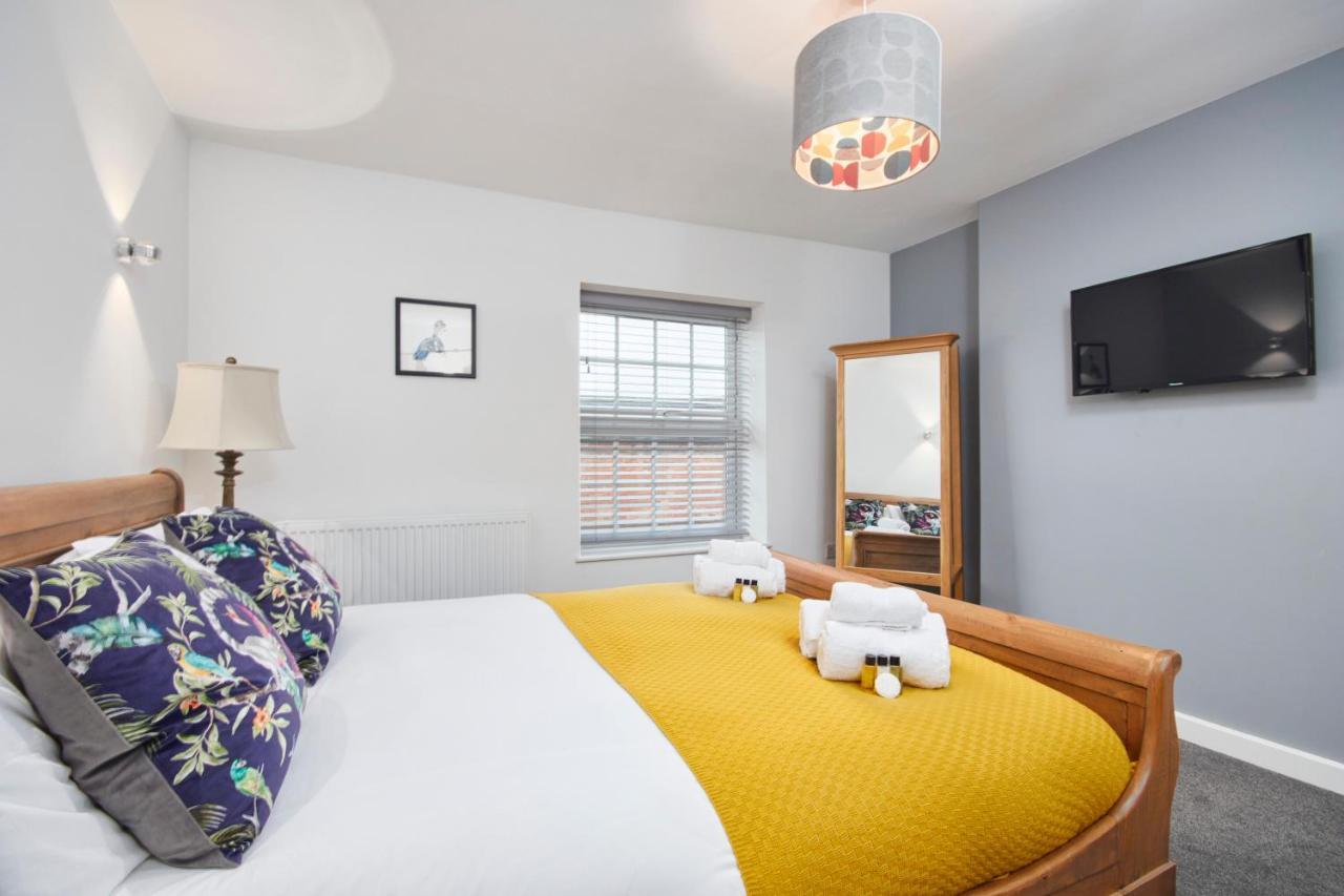 The Nutcracker Suite - Self Check-In, Self-Catering Apartment For East Midlands Airport Kegworth Eksteriør billede