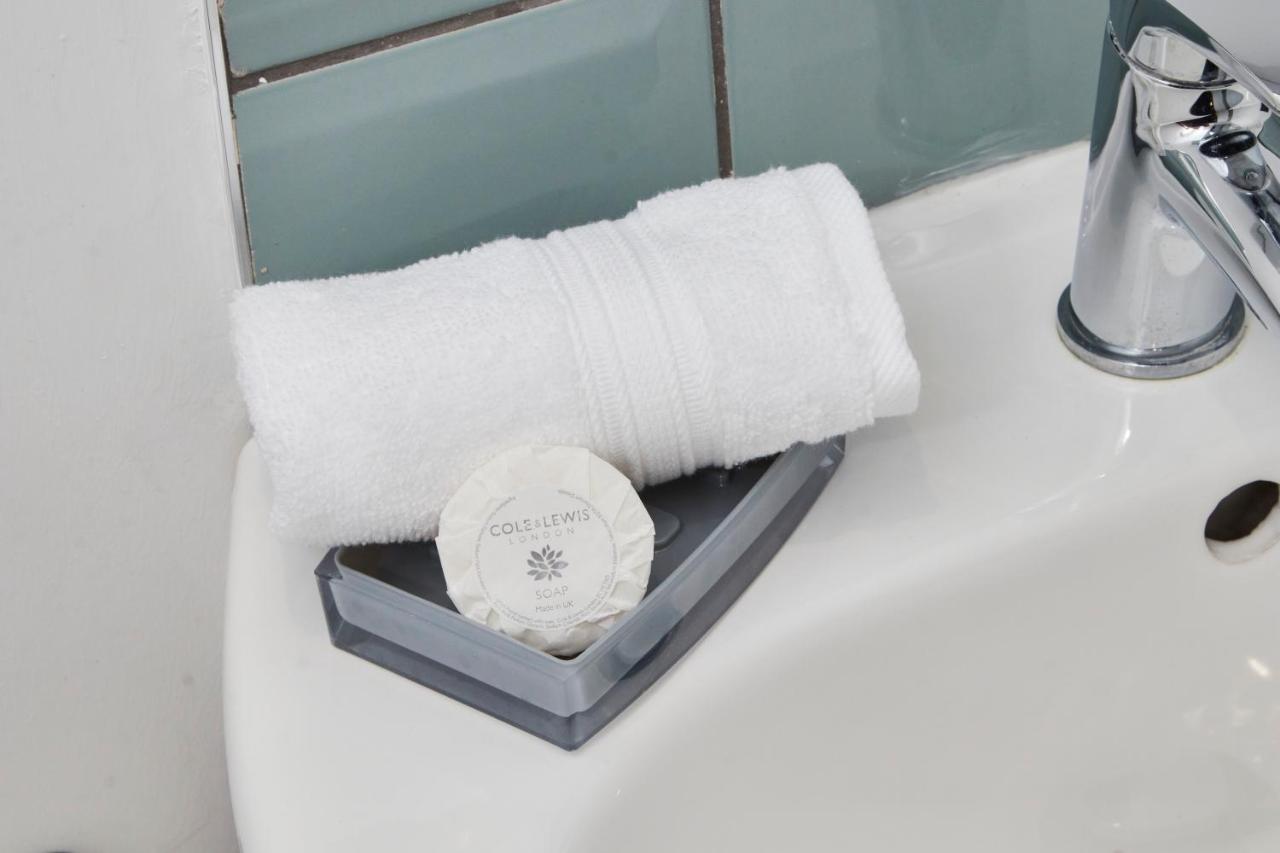 The Nutcracker Suite - Self Check-In, Self-Catering Apartment For East Midlands Airport Kegworth Eksteriør billede