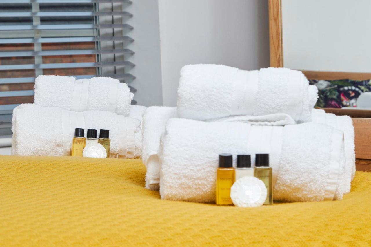 The Nutcracker Suite - Self Check-In, Self-Catering Apartment For East Midlands Airport Kegworth Eksteriør billede